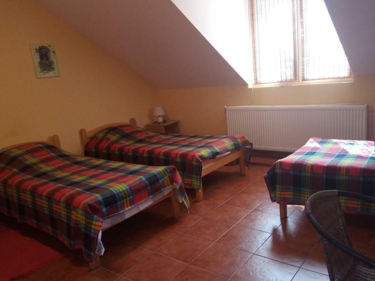 Guest House Bole Vinci Bagian luar foto